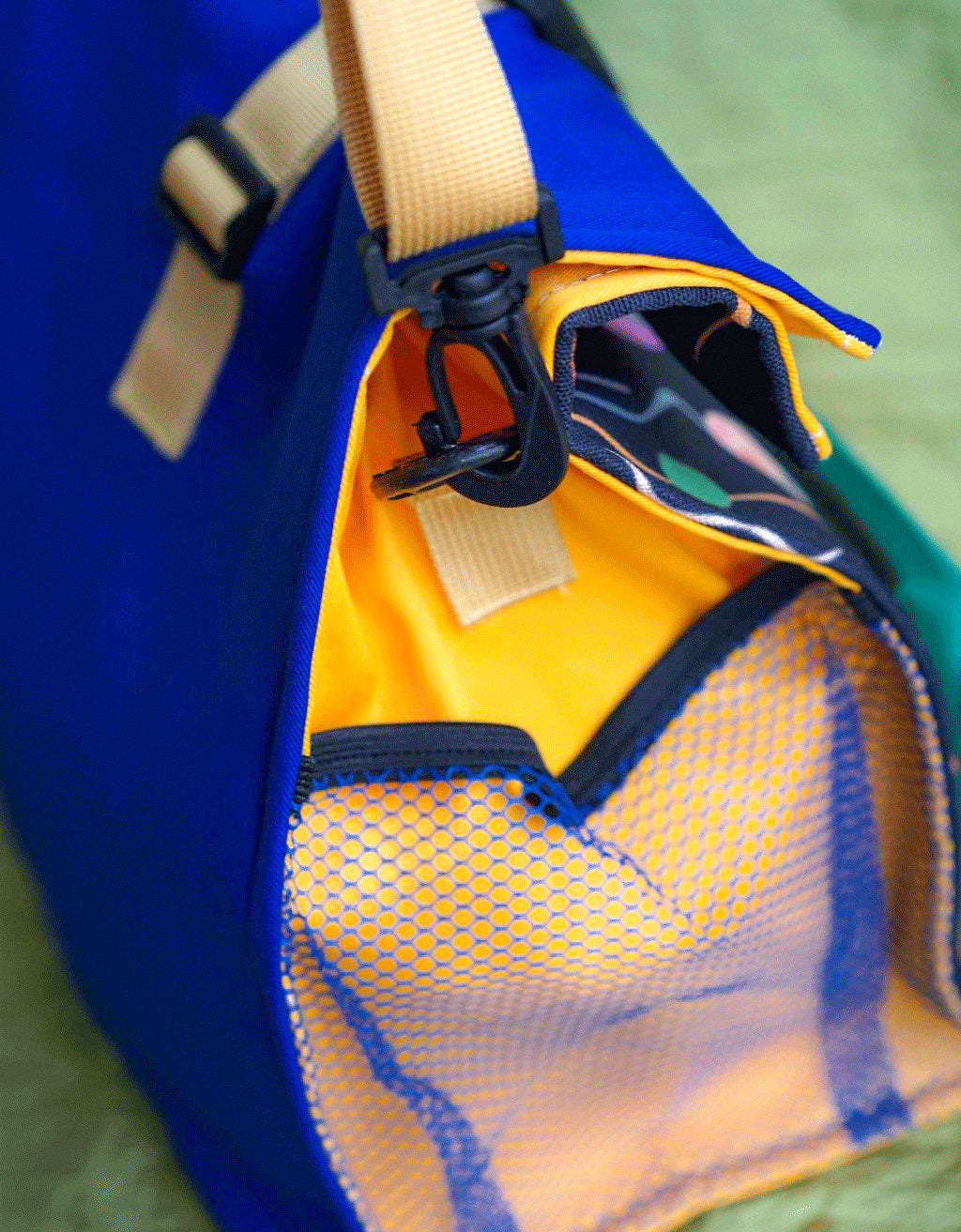 Smitten Kids-Lunch Bag-Cosmologeek