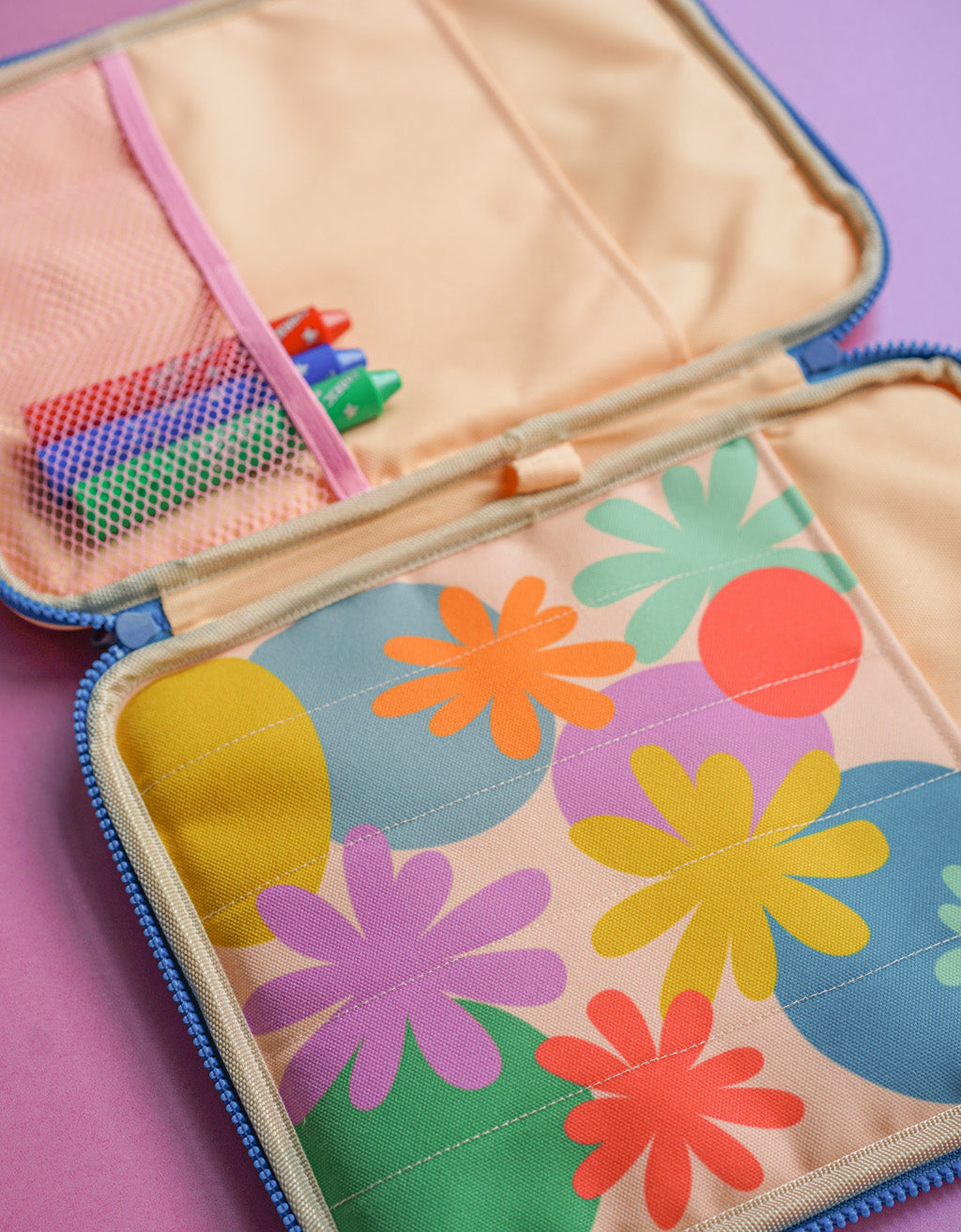 Screenmate Sleeve - Daisy Pebbles