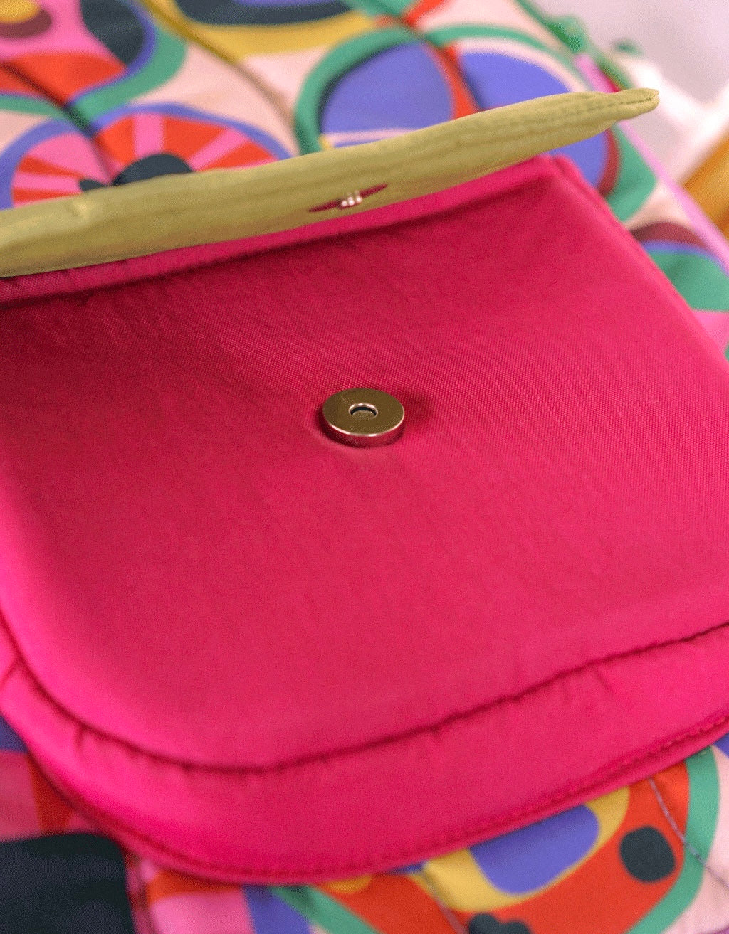Pocket Laptop Bag - Twirl Whirl