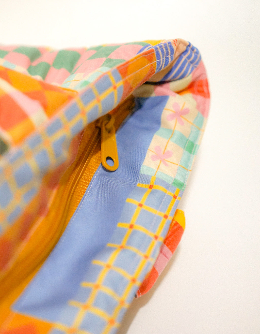 Marshmallow Bag - Messy Maze