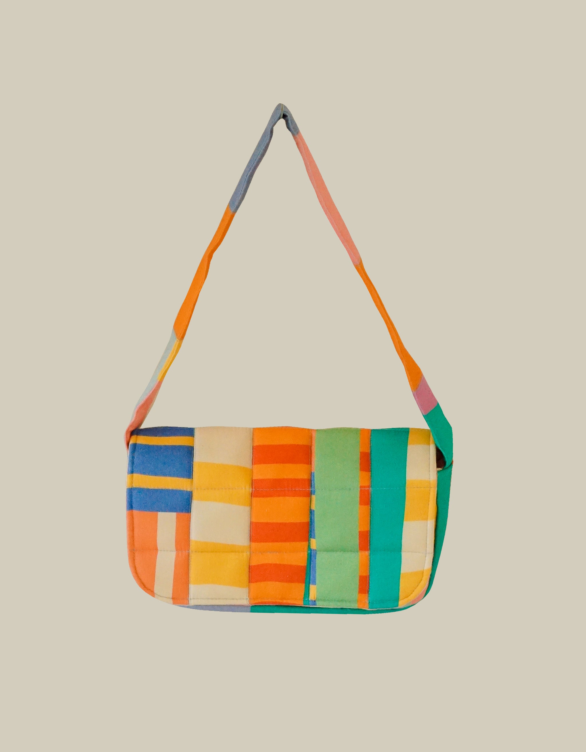 Puffy Baguette Bag - 09