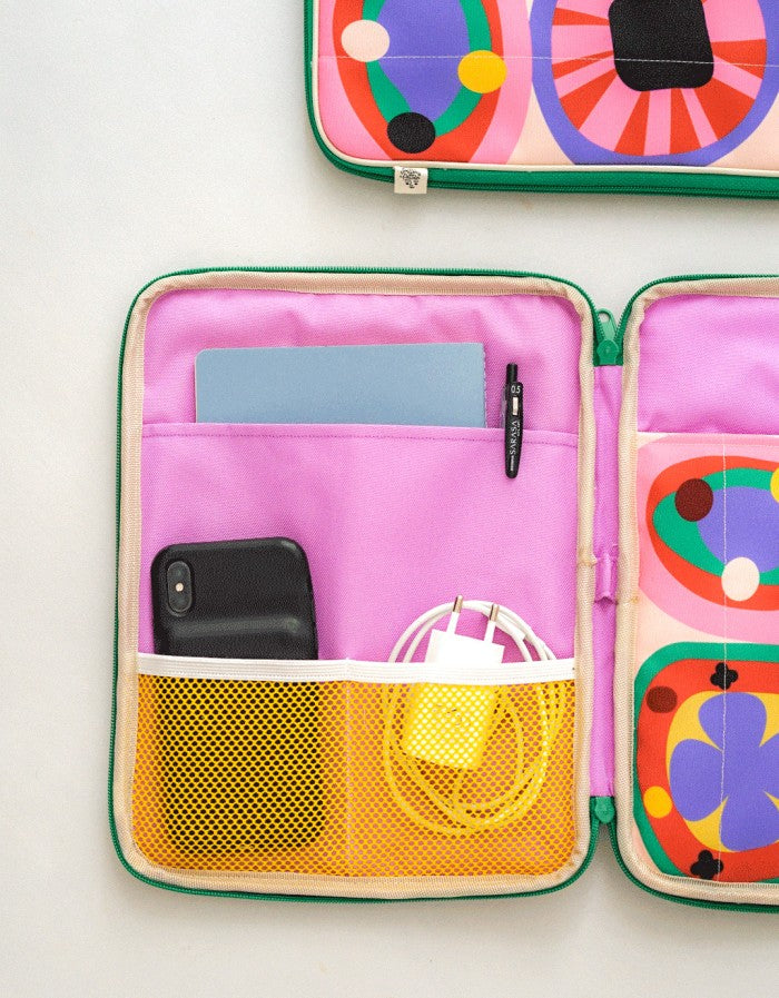 Screenmate Sleeve - Twirl Whirl