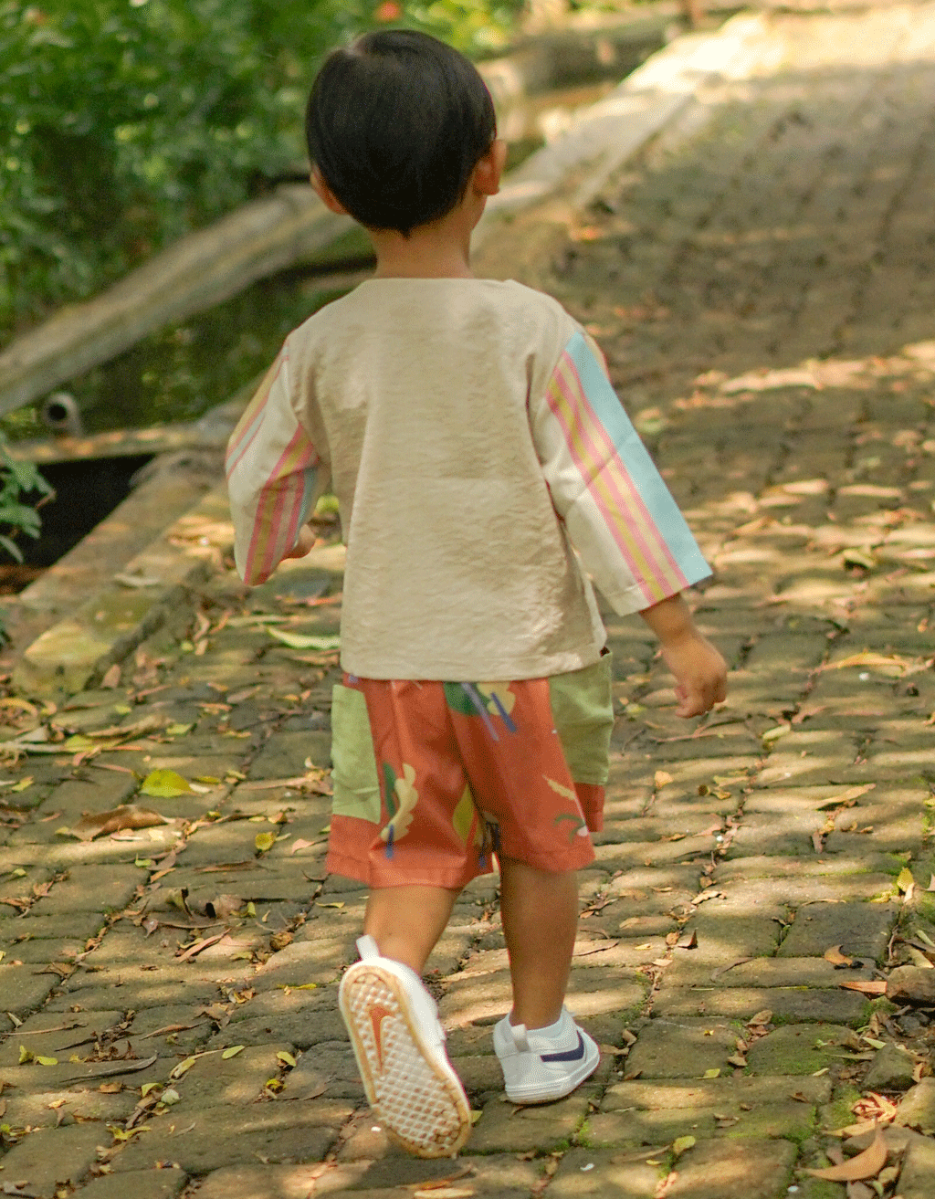 Smitten Kids - Short Pants - Brown Lake