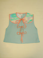 Teeny Collar Apron