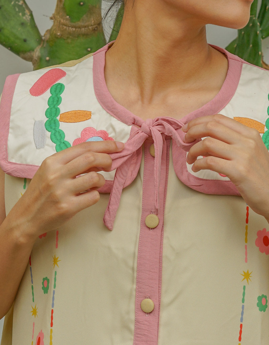 Sleeveless Ribbon Shirt - Lies Poppy