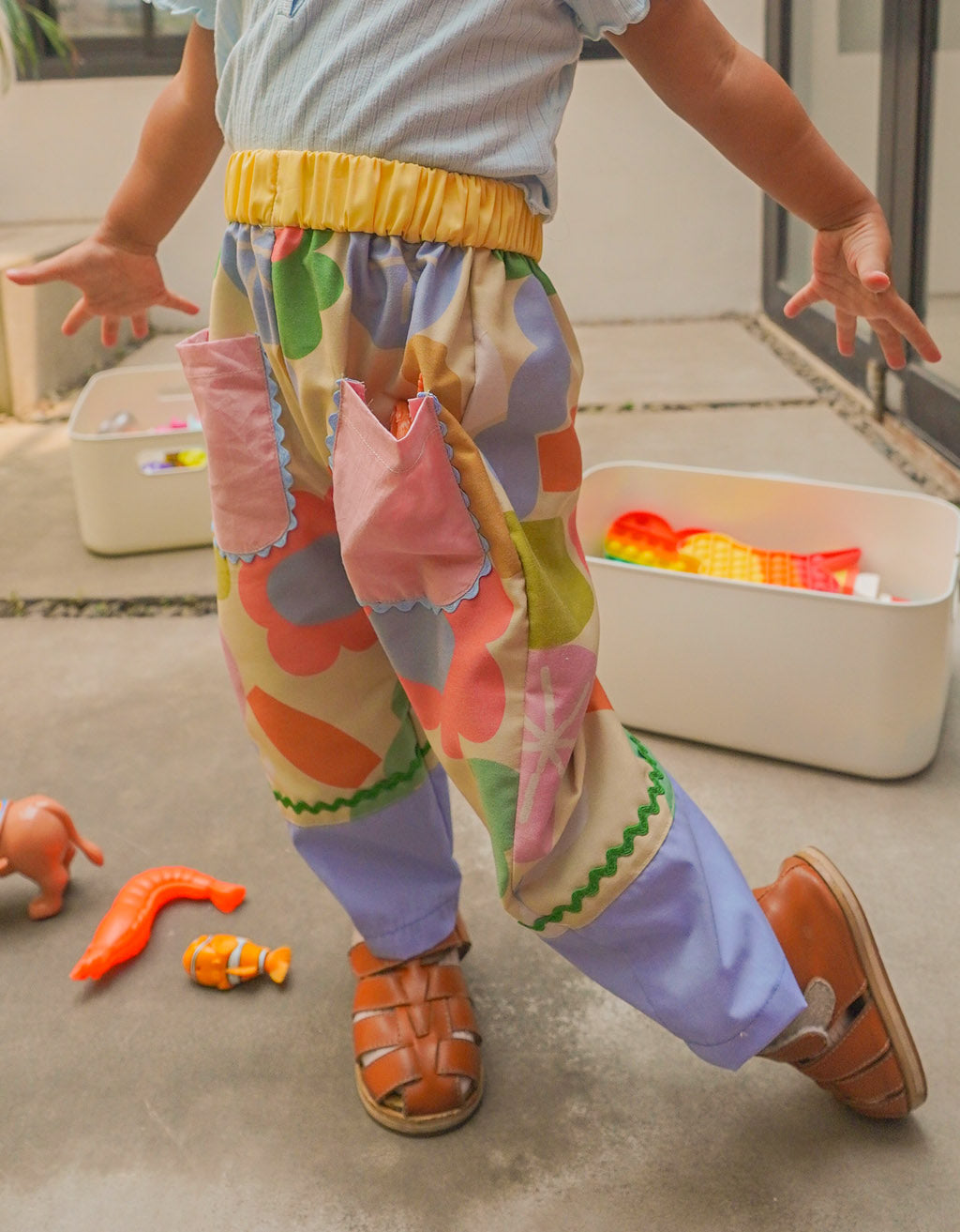 Smitten Kids - Pocket Pants- Rossi