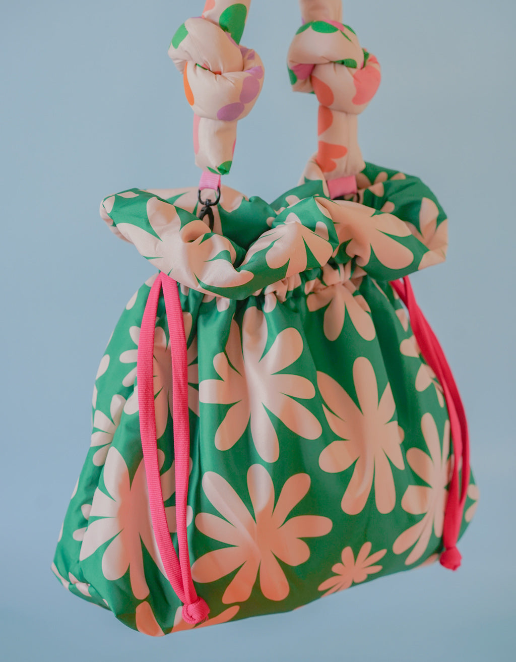 Puffy Drawstring Bag  - Daisy Field