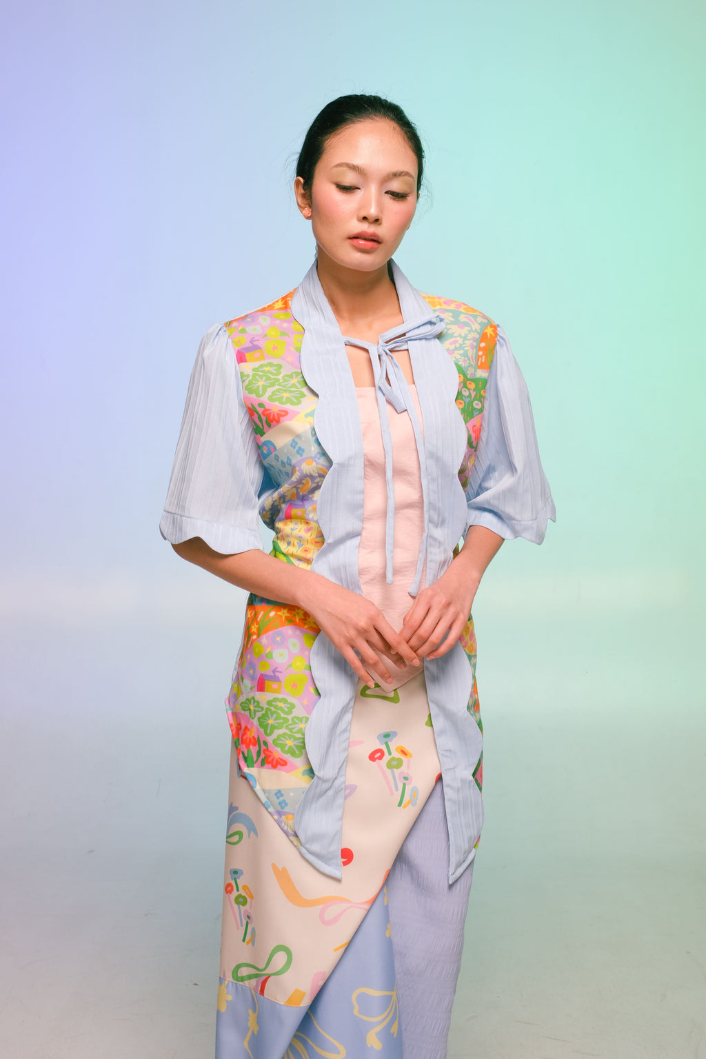 Kebaya Scallop - Flower Leisure
