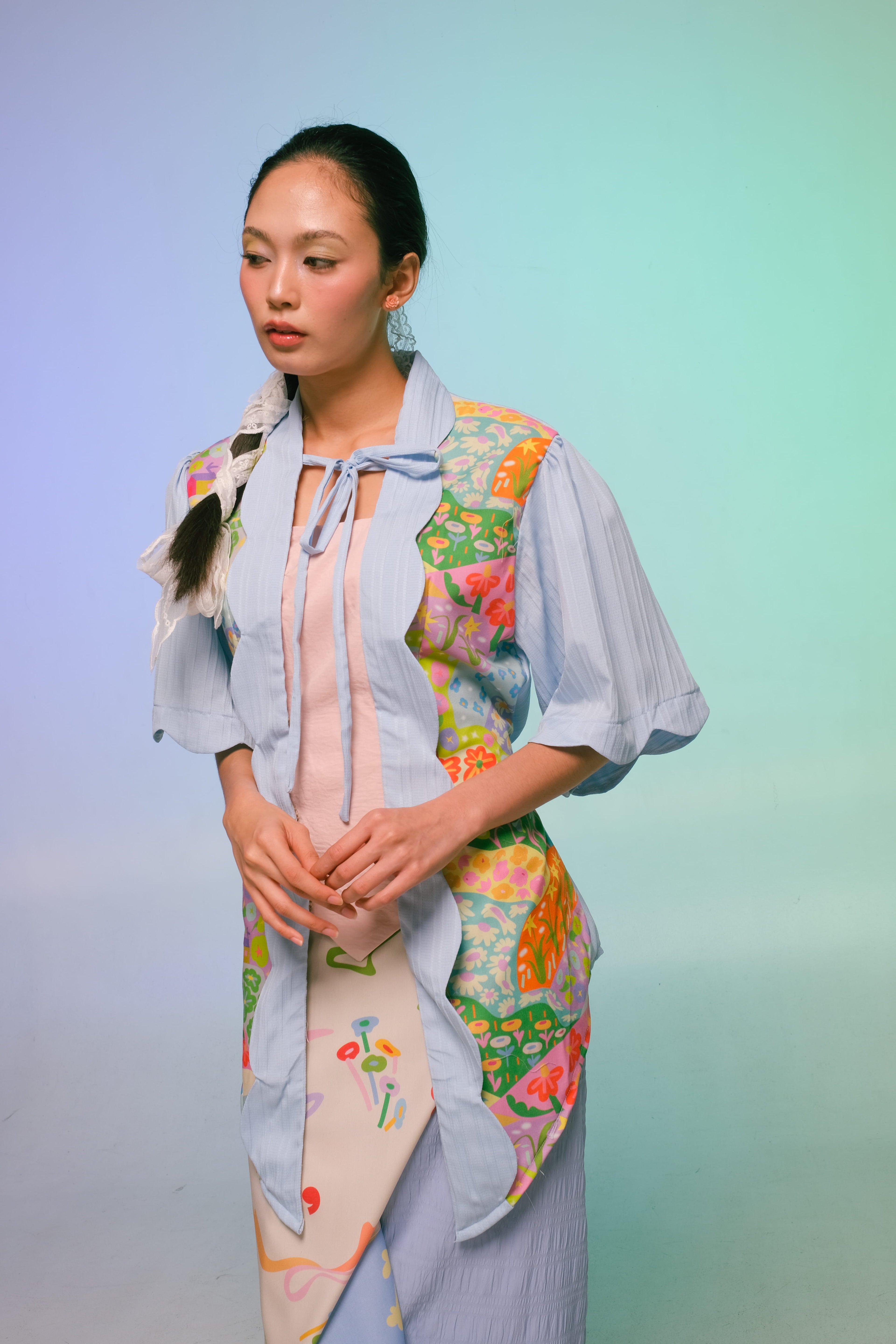 Kebaya Scallop - Flower Leisure