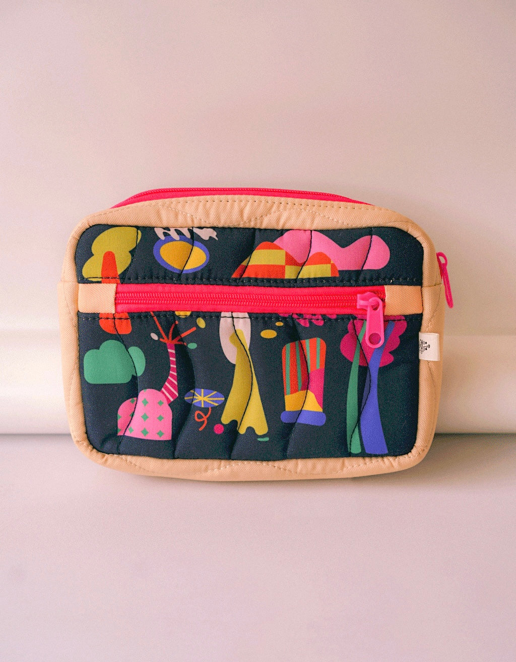 Handy Pouch - Sentani Scene