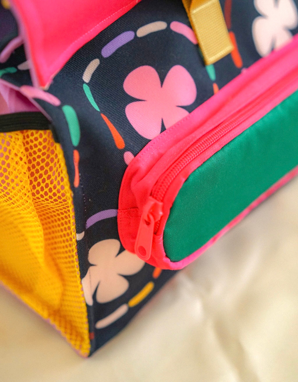 Buckle Up Lunch Bag - Black Wheels