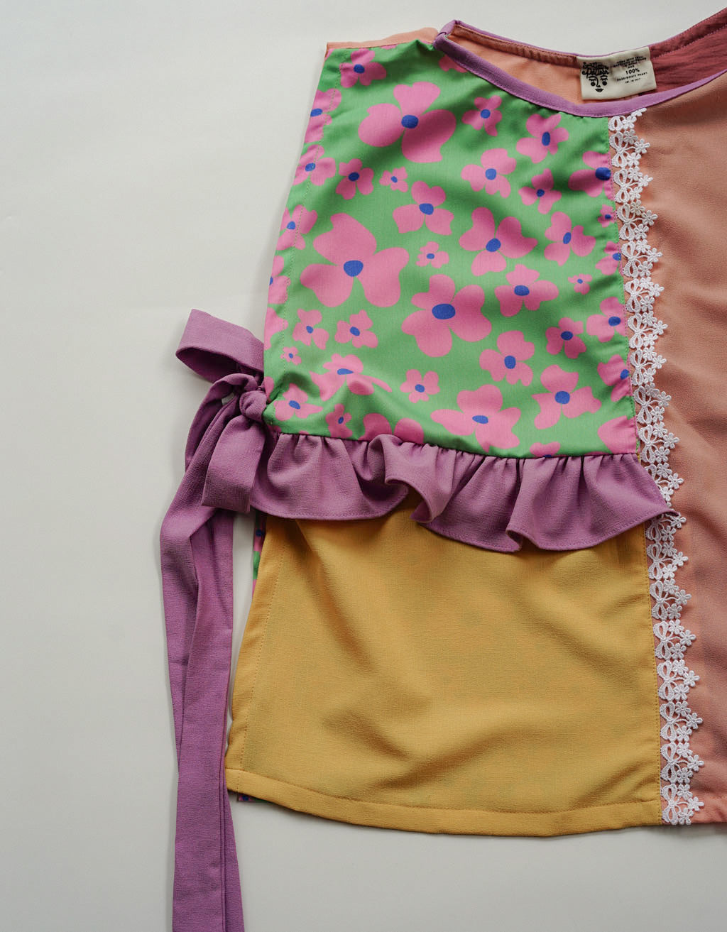 Apron Sukacita - Juwita