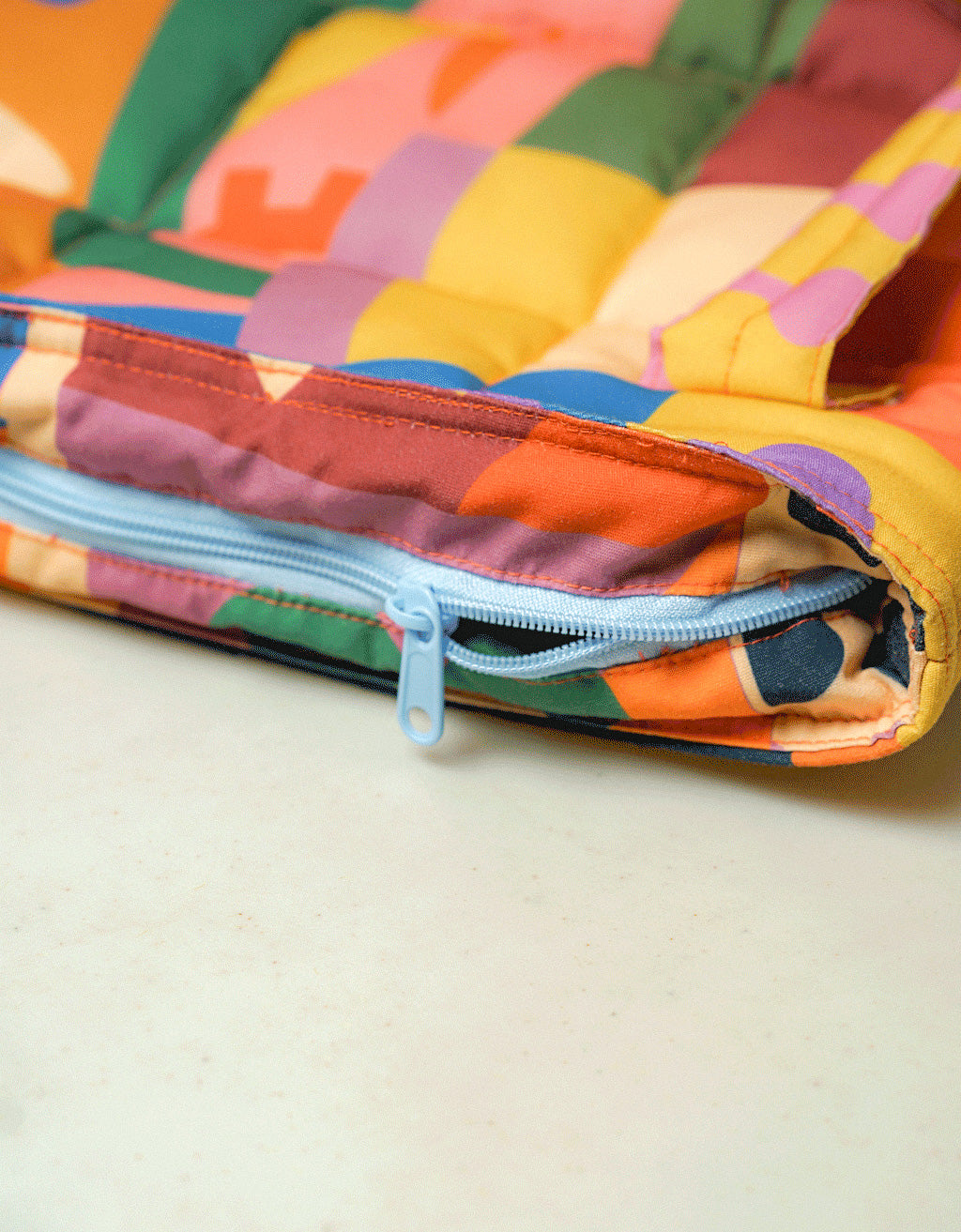 Marshmallow Bag - Picasso