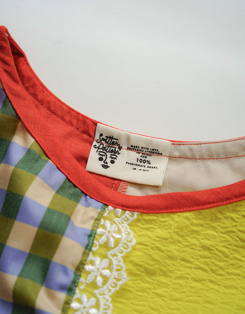 Apron Sukacita - Gingham