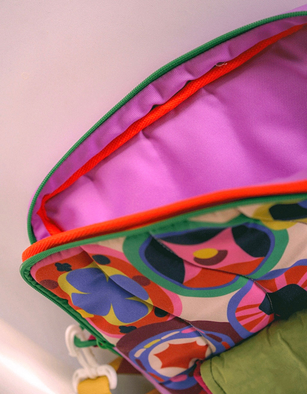 Pocket Laptop Bag - Twirl Whirl