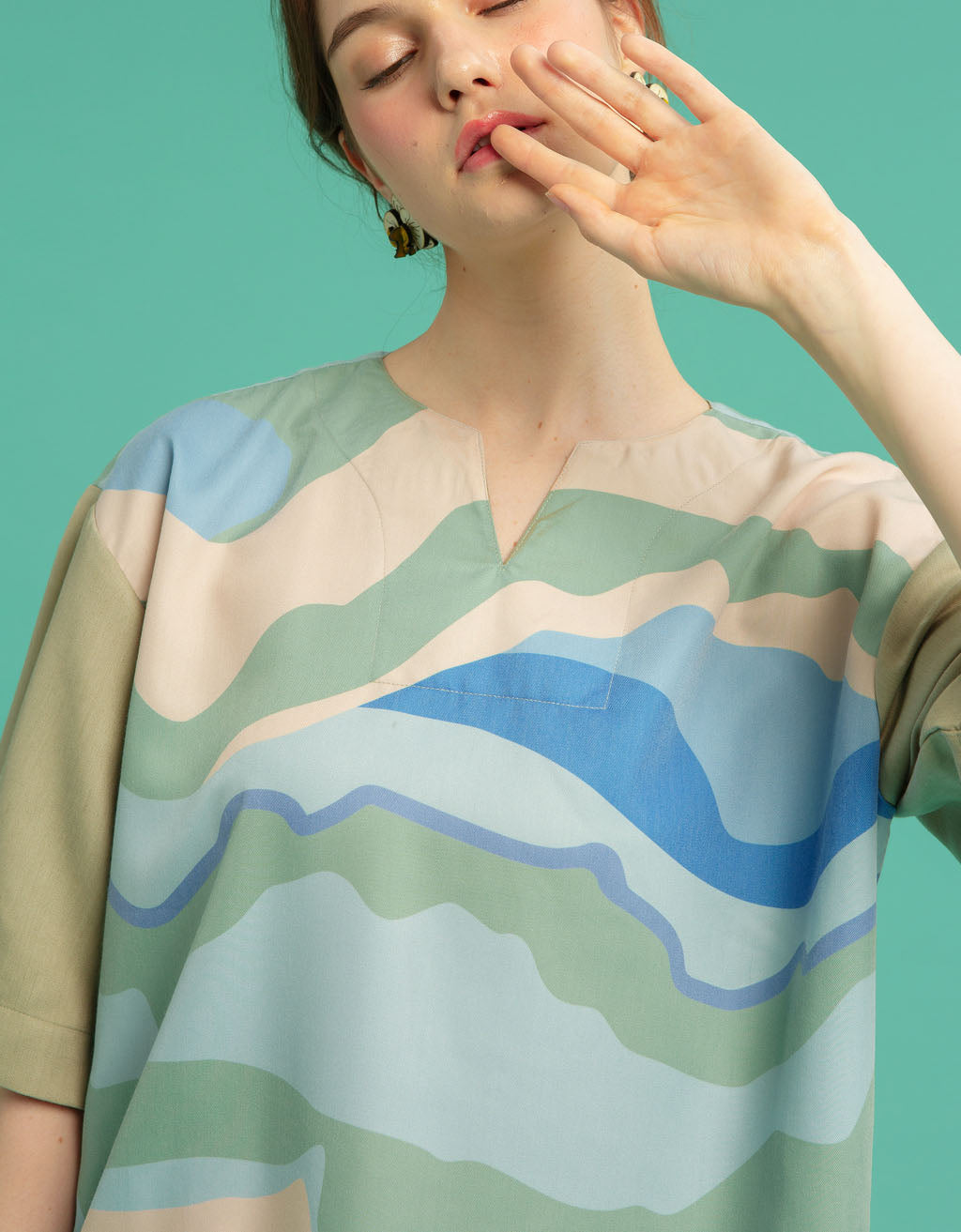 Baju Abang - Bumi