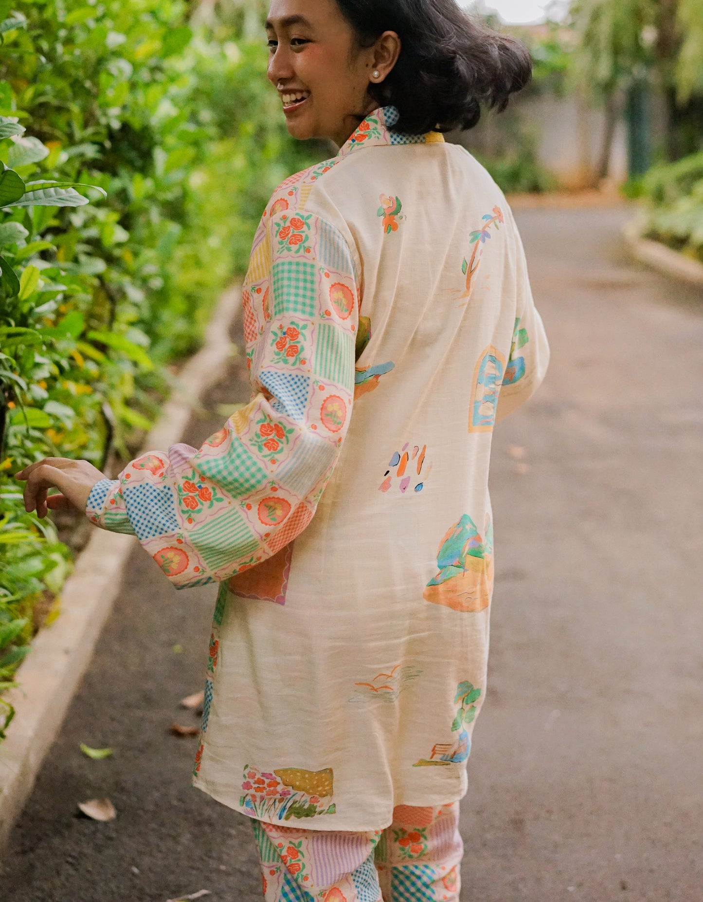 Kebaya Ayu - Kenangan Manis