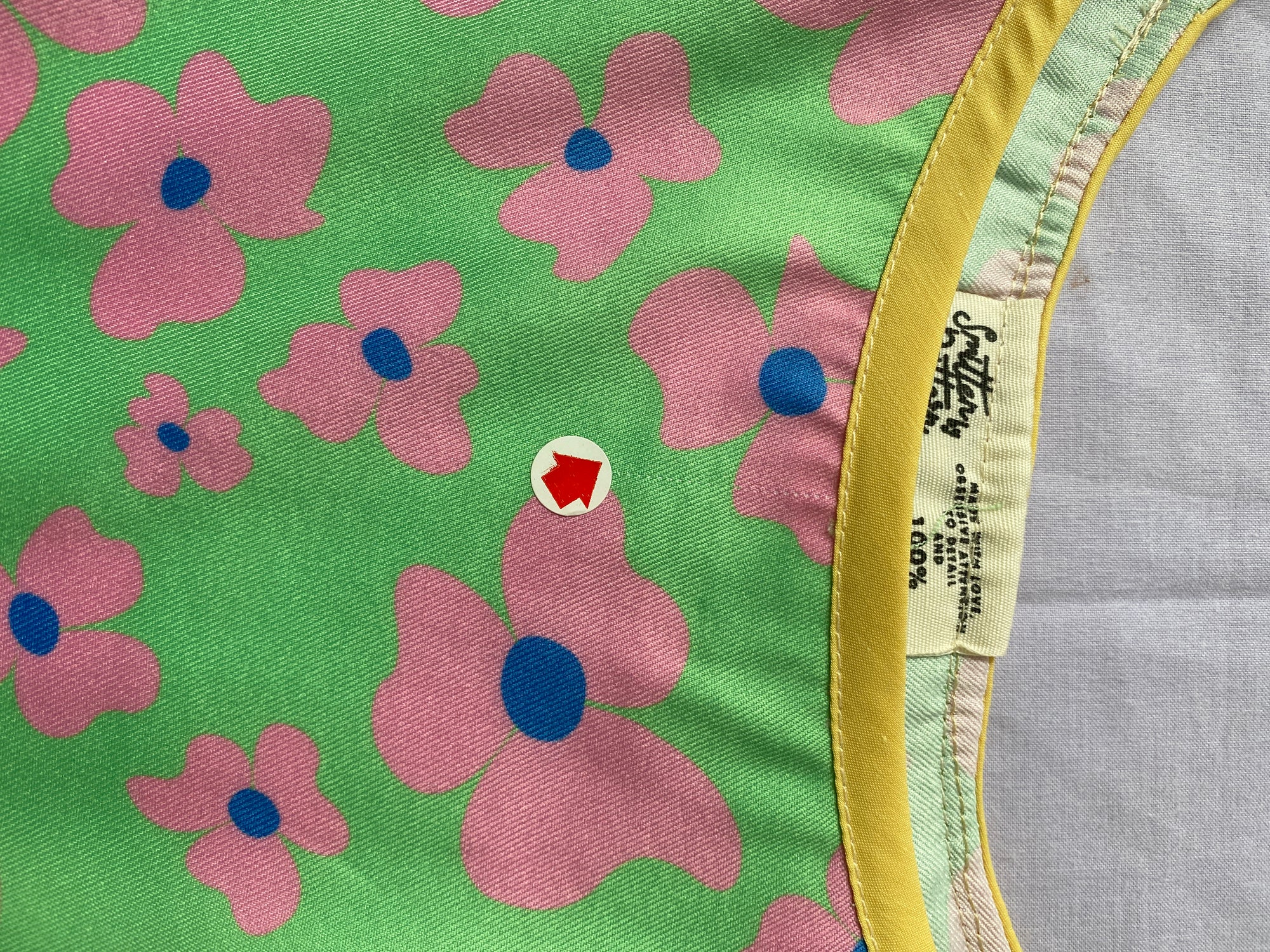Teeny Apron - Juwita