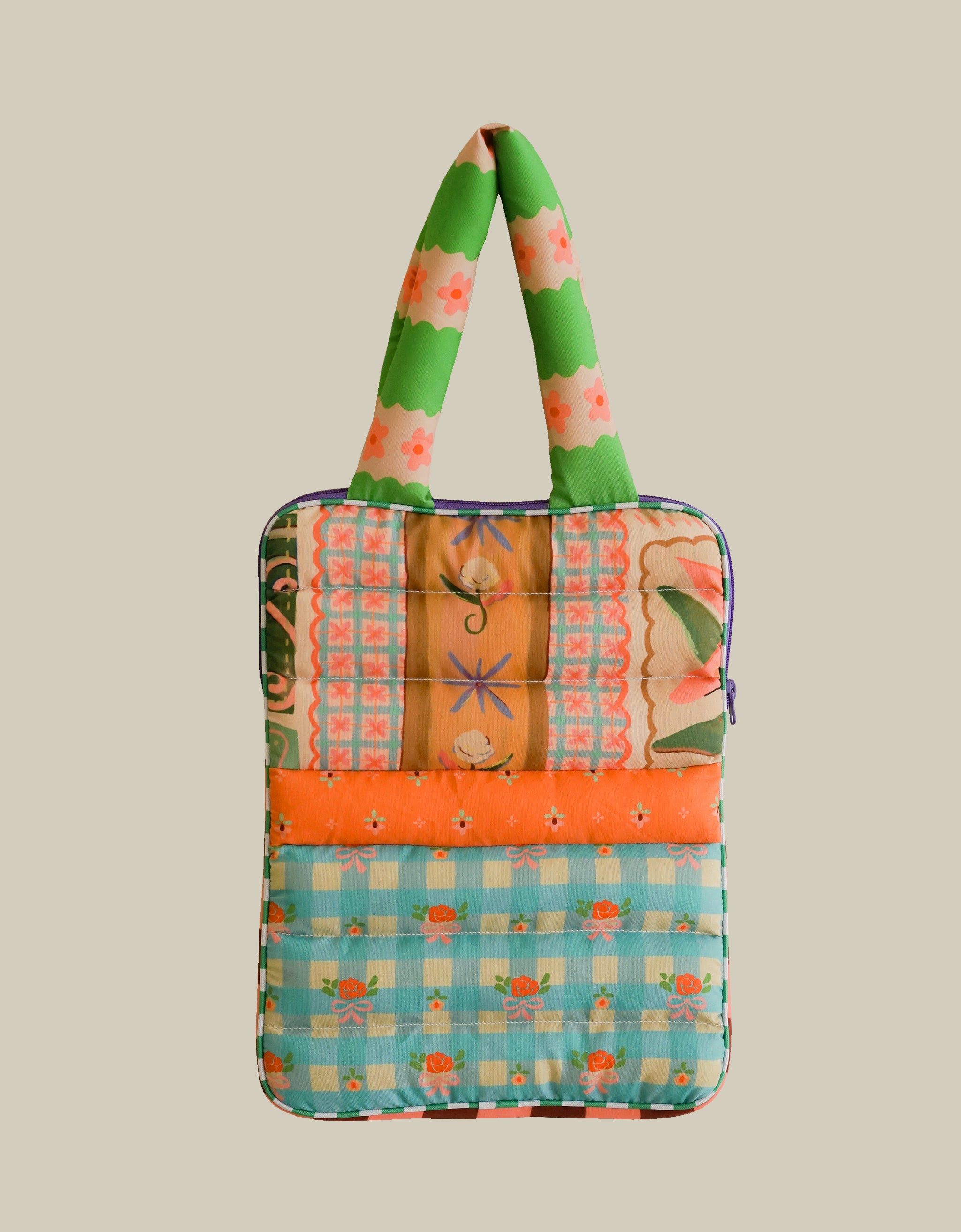 Chewy Buns Laptop Sleeve - Smitten X Hei Guys