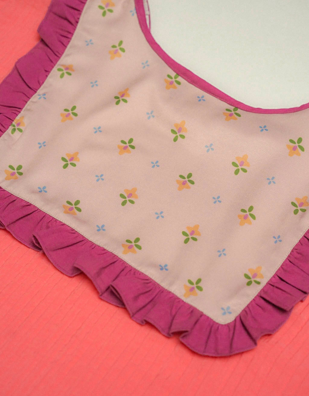Teeny Apron- Wallpaper