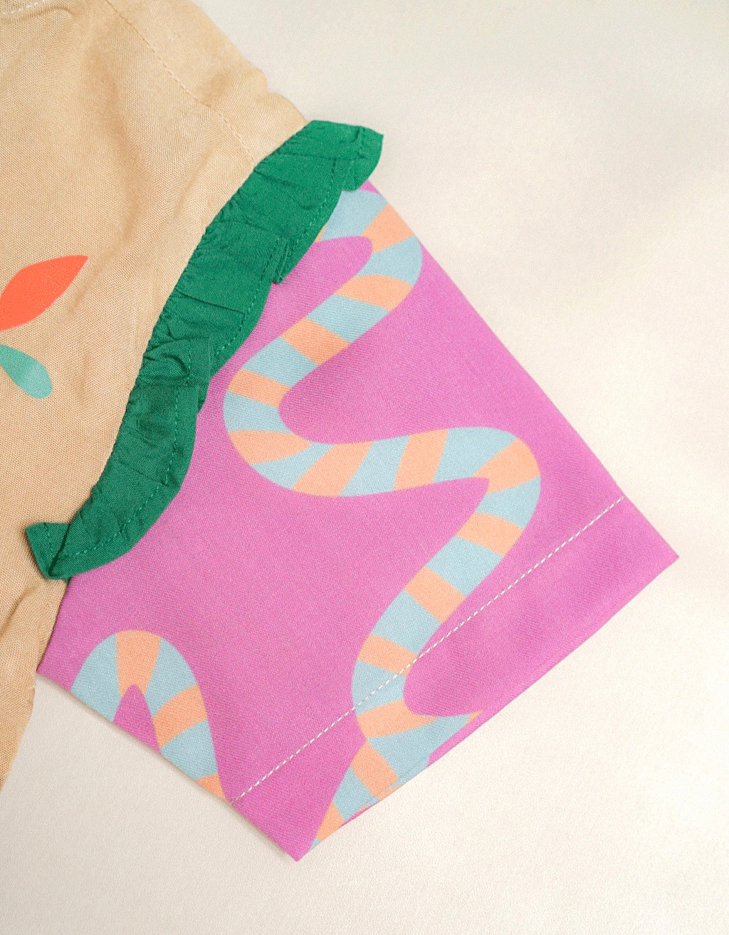 Smitten KIds - Ruffle Top - Miss Ant