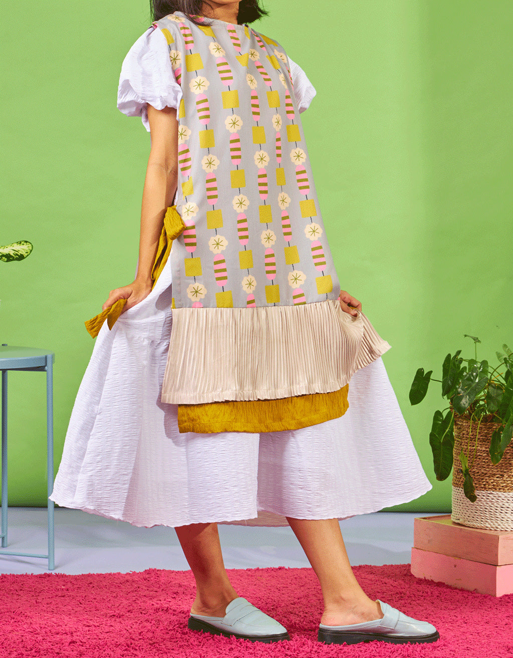 Long Apron-Meronce Abu