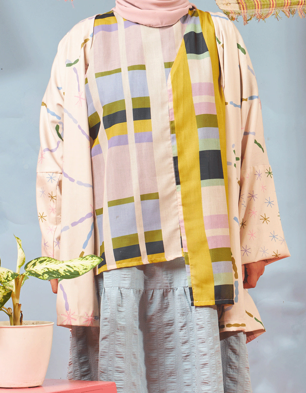 Assymetrical Top - Anyam Kotak