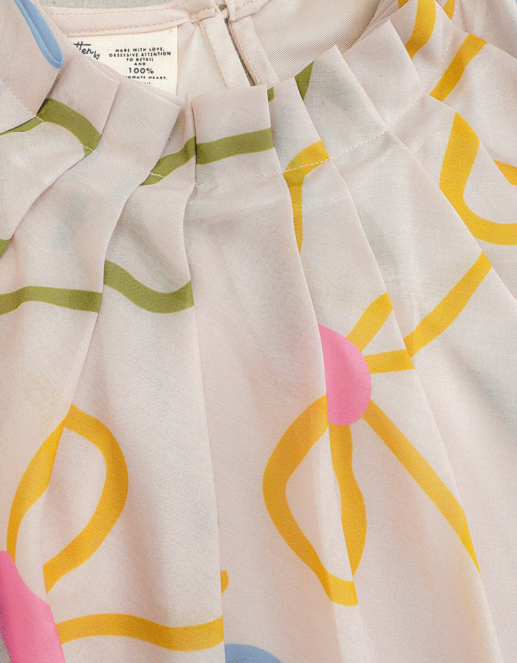 Tirai Blouse - Ikat Pita